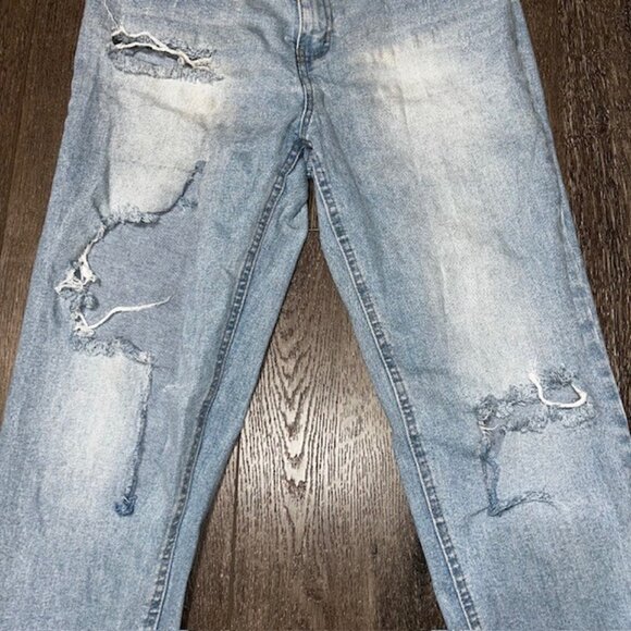 Tinseltown Women's Junior Size 7 Blue Skinny Distressed Light Wash Stretch Jean - Picture 2 of 6